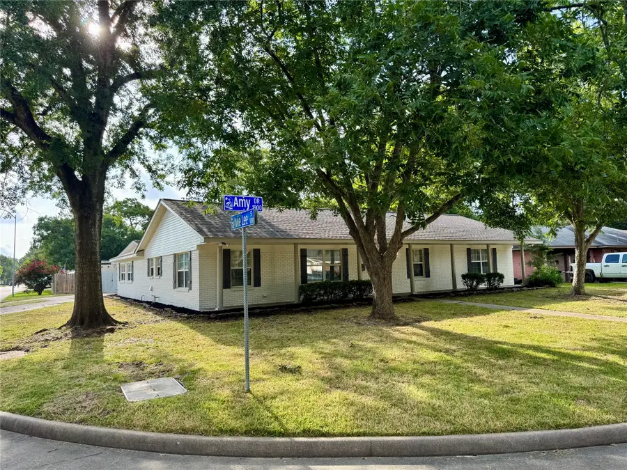 1907 Amy Drive, Baytown, TX 77520 - #2