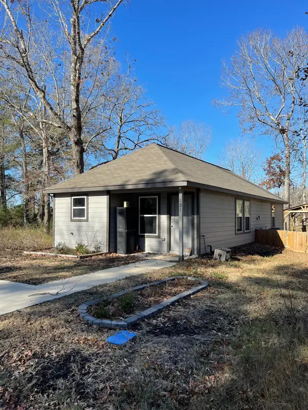 121 St Regis, Livingston, TX 77351