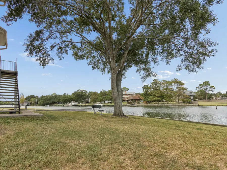 18519 Egret Bay Boulevard #1906, Webster, TX 77058 - #2