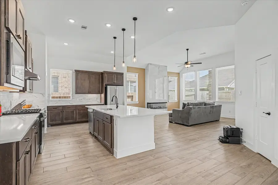 3851 Mulberry Farms Drive, Santa Fe, TX 77510 - #2