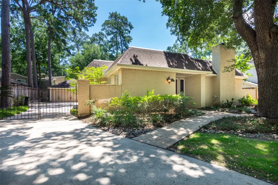 354 Tealwood Drive, Houston, TX 77024 - Image #3