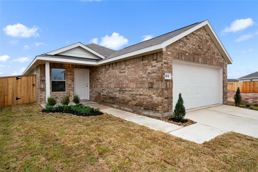 104 Pine Bend Court, Magnolia, TX 77354 - Image #2