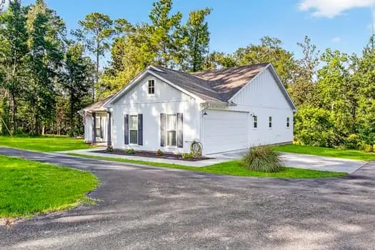 433 E Hickory Drive E, Livingston, TX 77351