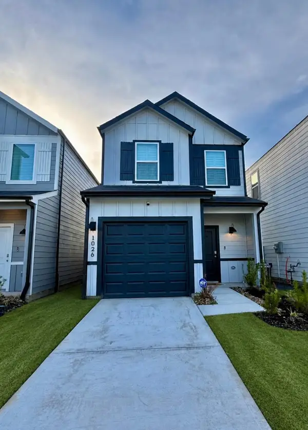 1026 Moon Drop Lane, Houston, TX 77090
