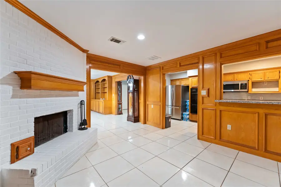 201 Midway Drive, Baytown, TX 77521 - Image #3