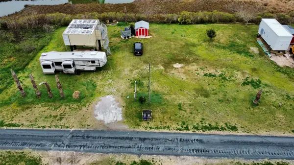 1106 Tuna Drive, Crystal Beach, TX 77650