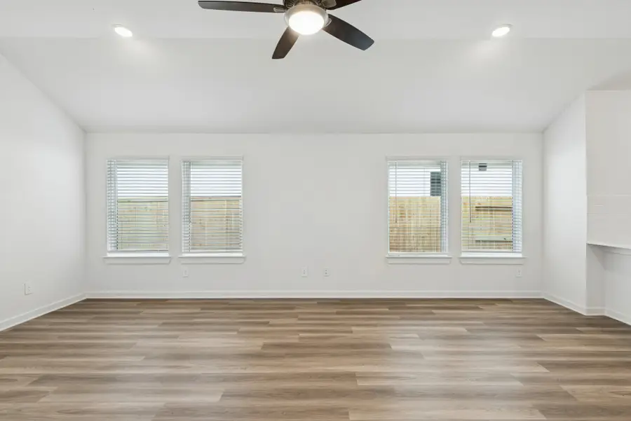 10239 Burton Path, Montgomery, TX 77316 - Image #3