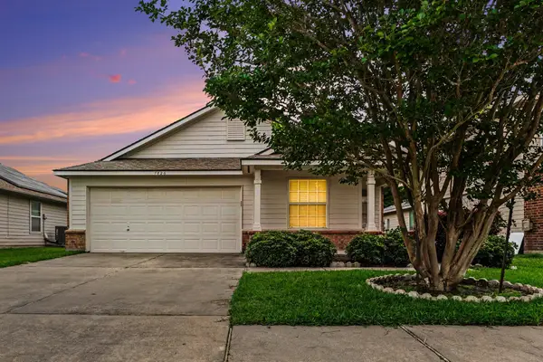 7826 Chervil Lane, Baytown, TX 77521