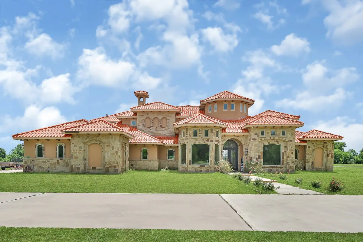 903 Chenango Ranch Drive, Angleton, TX 77515 - Image #1