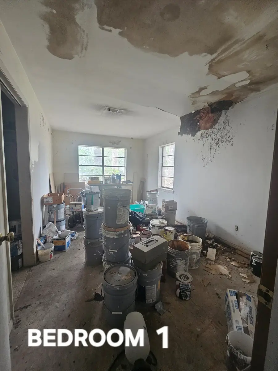 1220 Vallejo Street, El Campo, TX 77437 - #3