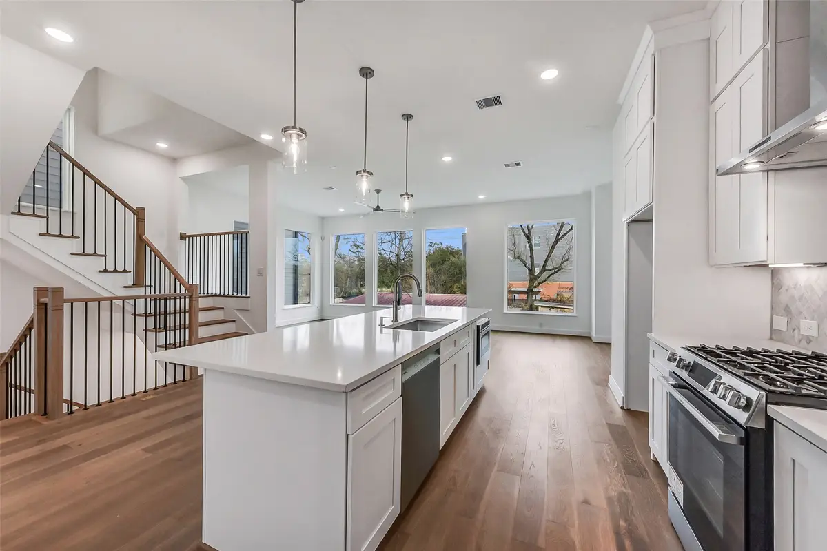 806 Fisher Street #G, Houston, TX 77018 - #1