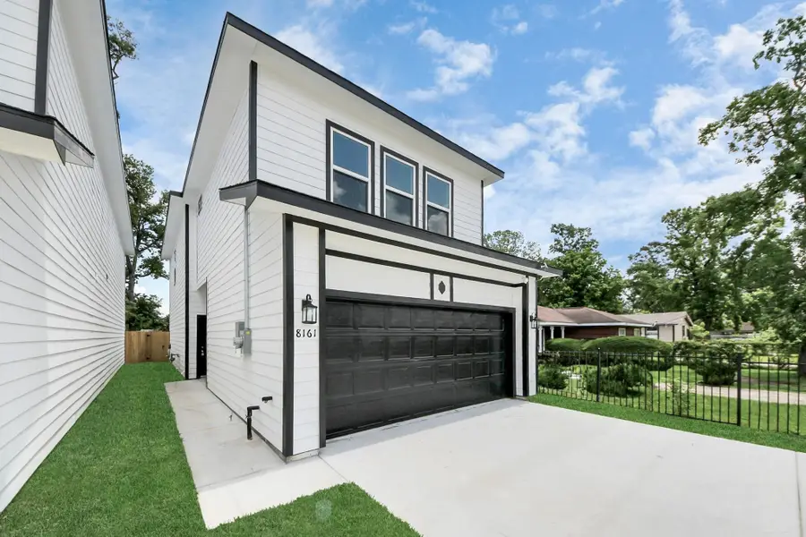 8157 Crestview Drive, Houston, TX 77028 - Image #2