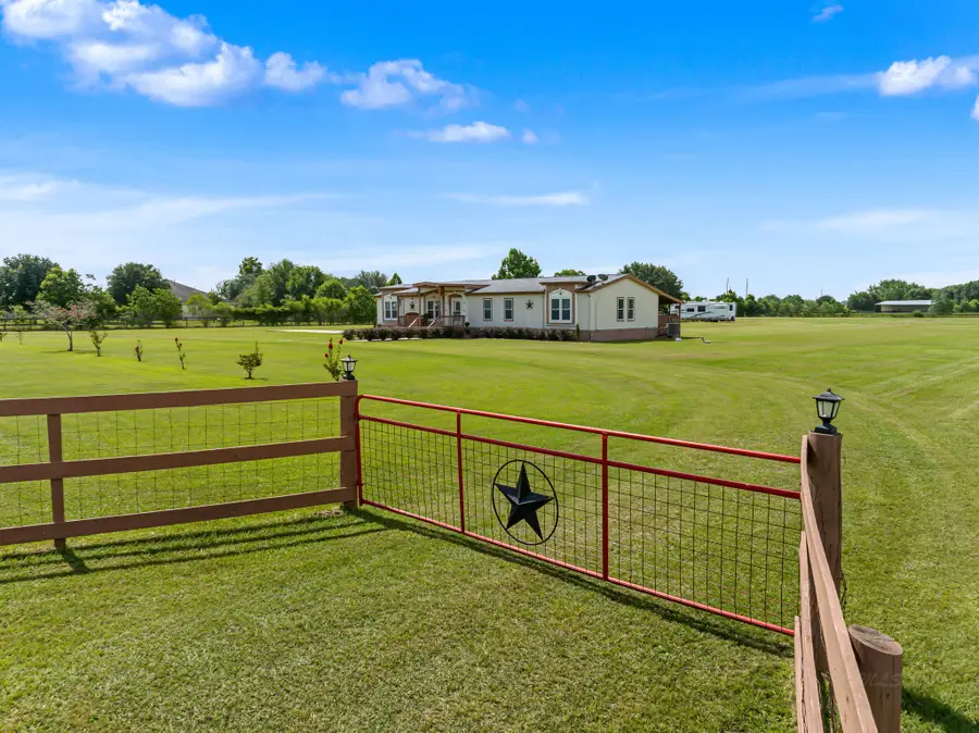 32811 S Red Leaf Lane, Brookshire, TX 77423 - #3
