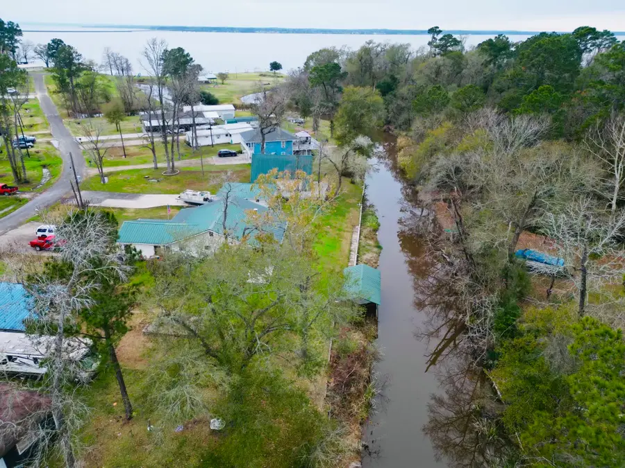 662 Tallow Street, Onalaska, TX 77360 - Image #2