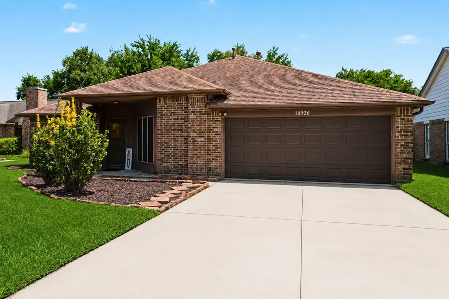 10926 Collingswood Drive, La Porte, TX 77571 - #2