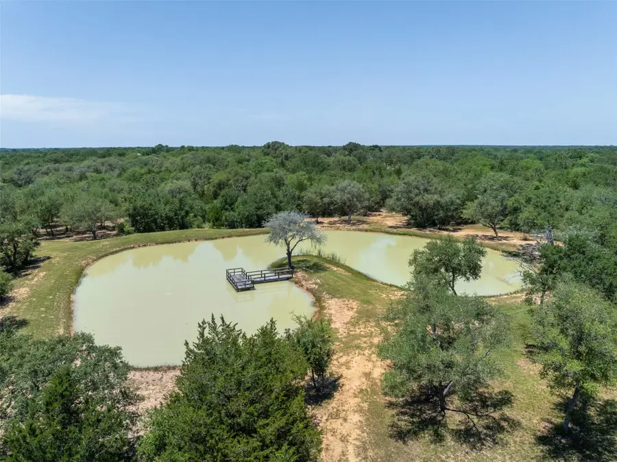 2215 Oakridge Road, Weimar, TX 78962 - #2