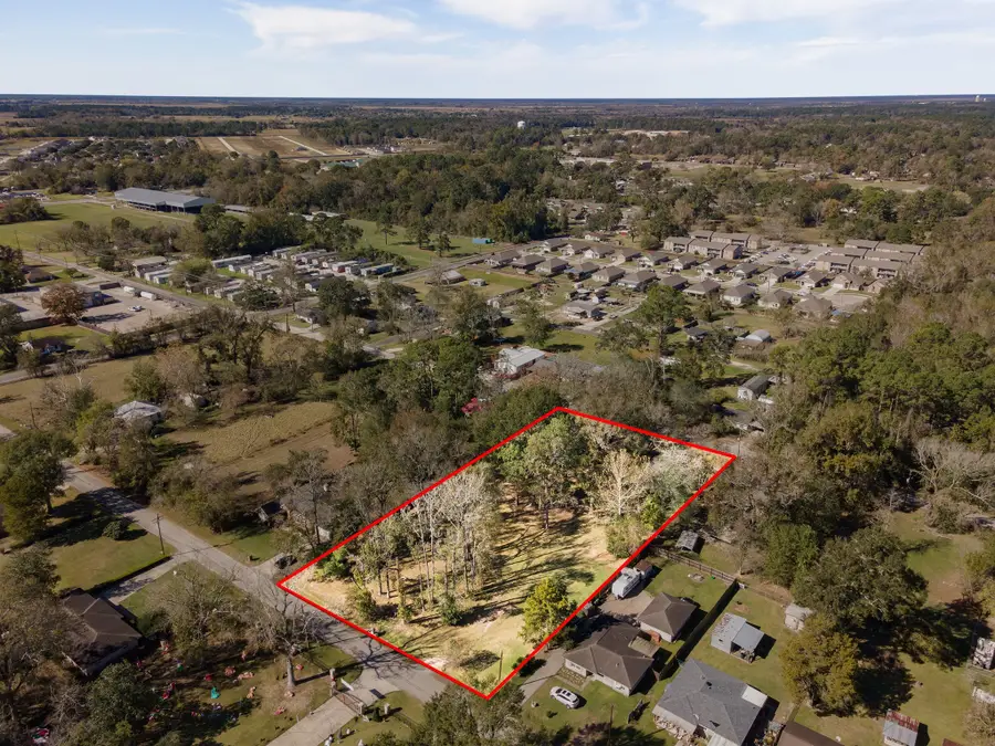 409 E Linney Street, Dayton, TX 77535 - Image #2