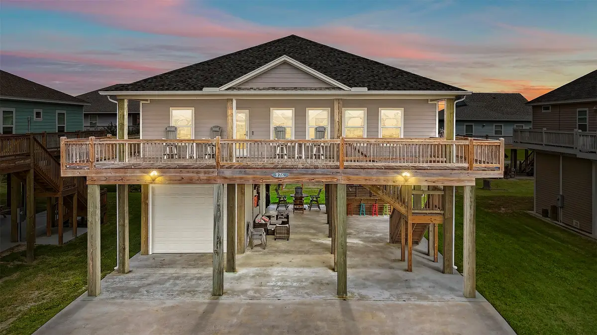 976 Albatross Lane, Crystal Beach, TX 77650 - Image #1