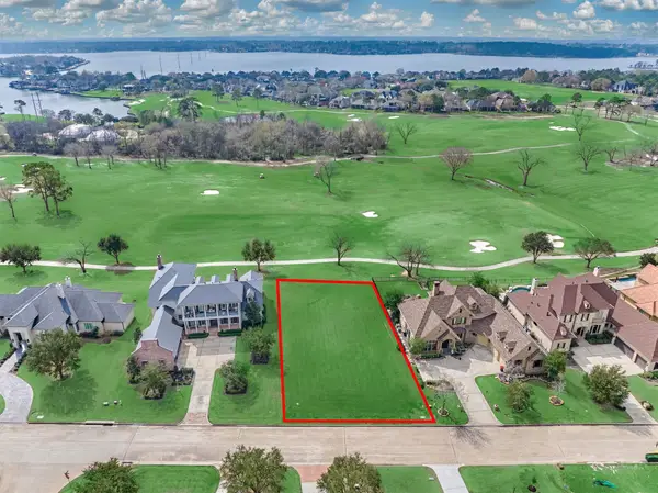 127 Club Creek Drive, Montgomery, TX 77356