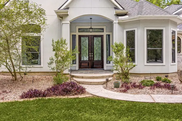 11956 White Oak Crossing, Conroe, TX 77385
