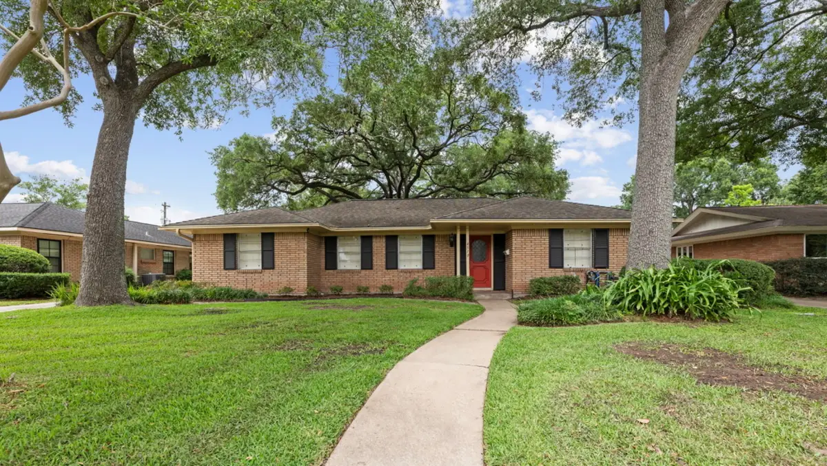 4510 Creekbend Drive, Houston, TX 77035 - #1