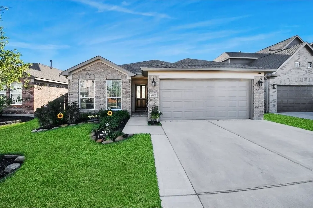 15527 Abbotshall Bend Drive, Humble, TX 77346 - Image #1