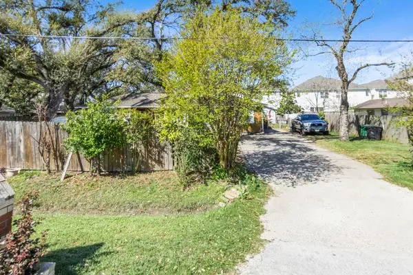 2205 Marnel Road, Houston, TX 77055 - #2