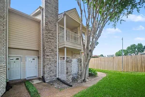 7575 Cambridge Street #3305, Houston, TX 77054