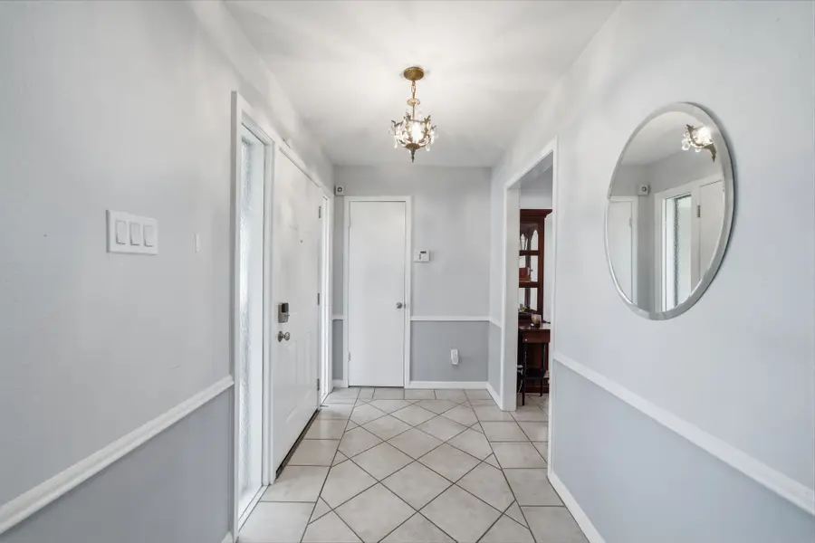 5606 Carew Street, Houston, TX 77096 - #2