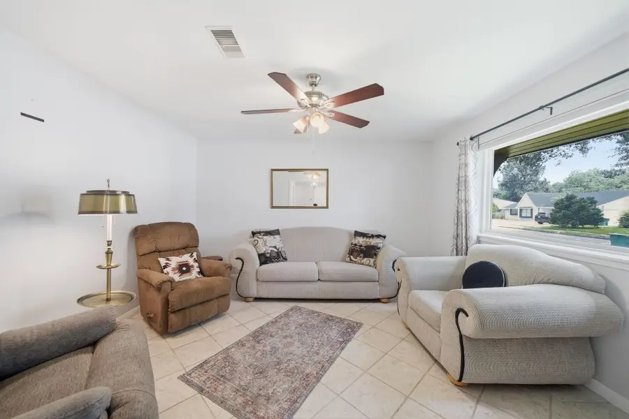 5606 Carew Street, Houston, TX 77096 - #3