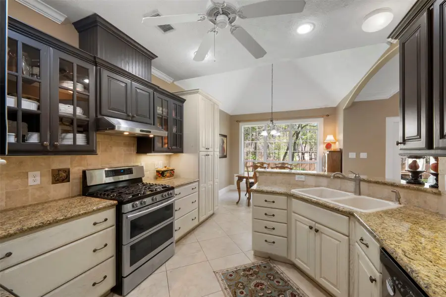 12002 Oak Cluster E, Magnolia, TX 77354 - #2