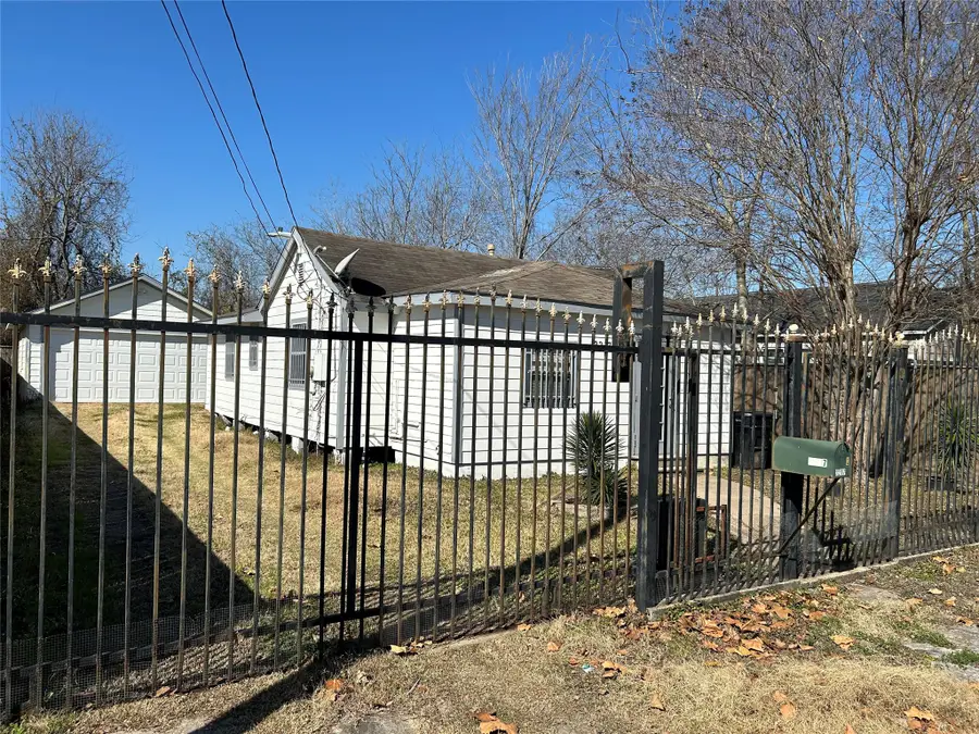 2217 Chew Street, Houston, TX 77020 - Image #3