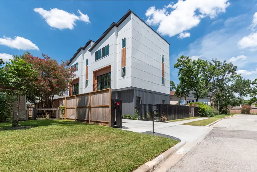 7118 Gary Street, Houston, TX 77055 - #2