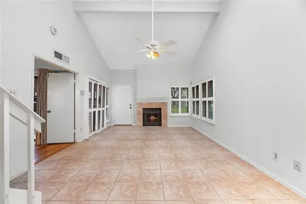 2510 Grants Lake Boulevard #23, Sugar Land, TX 77479