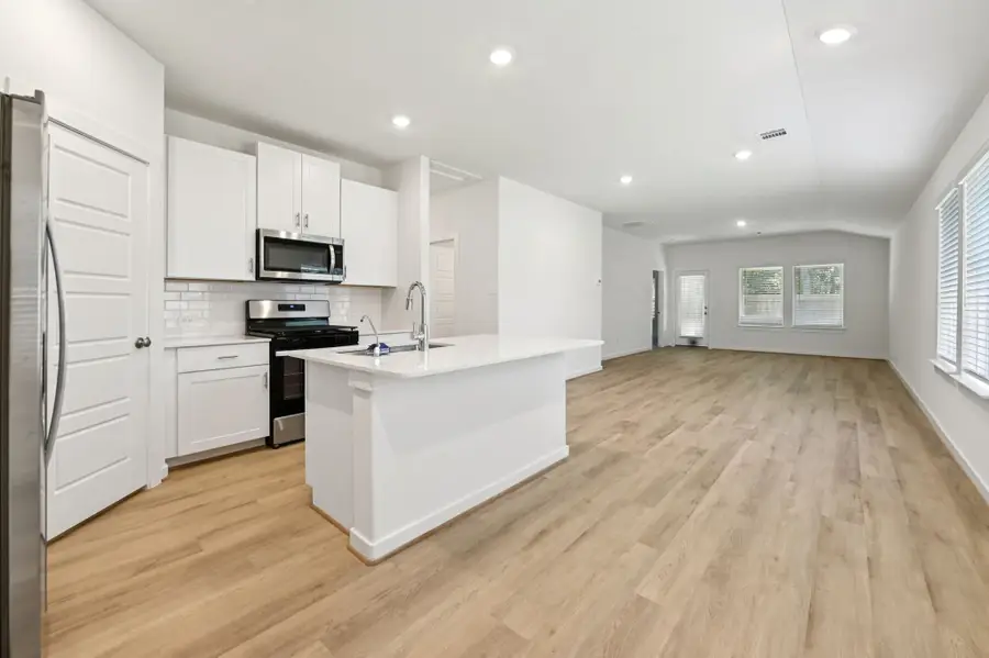 6658 Lahna Oak Drive, Conroe, TX 77304 - #2