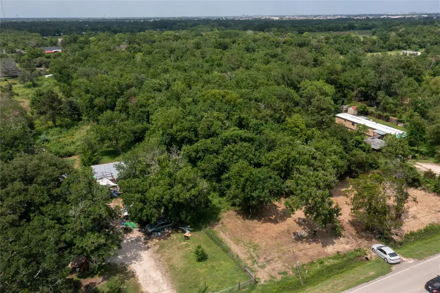 3902 W Cedar Bayou Lynchburg Road, Baytown, TX 77521 - #3