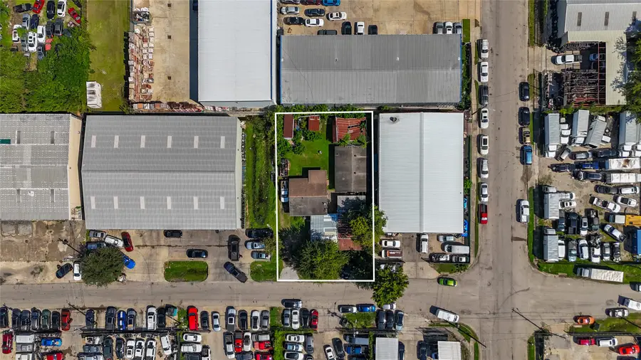 8710 Daffodil Street, Houston, TX 77063 - Image #2