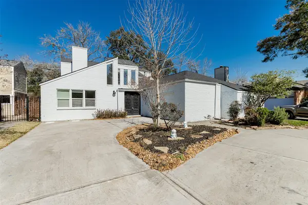 14102 Briarhills Parkway, Houston, TX 77077