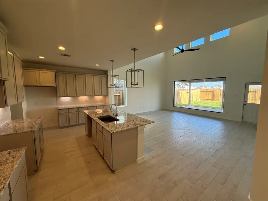 807 Orchard Vale Road, Rosharon, TX 77583 - #2