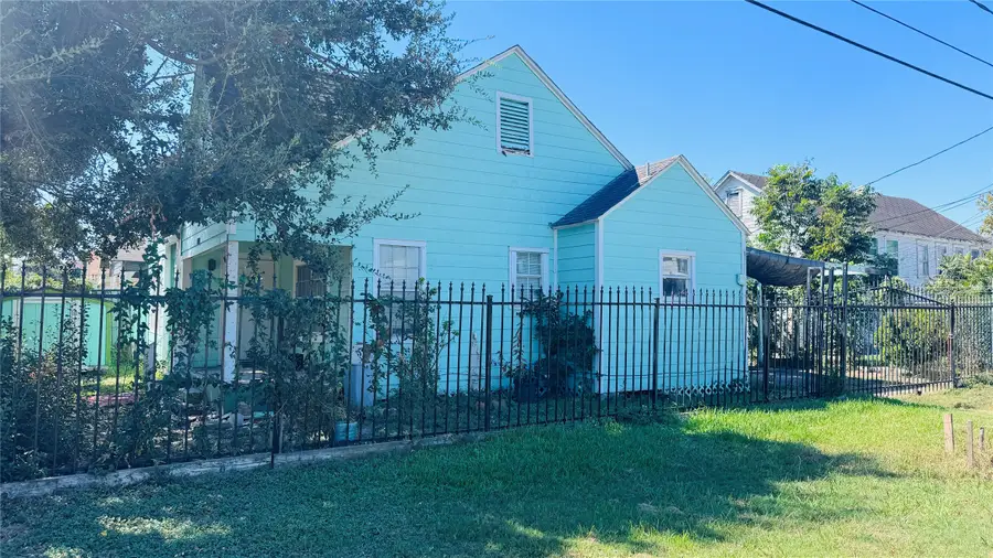 100 Stiles Street, Houston, TX 77011 - Image #2