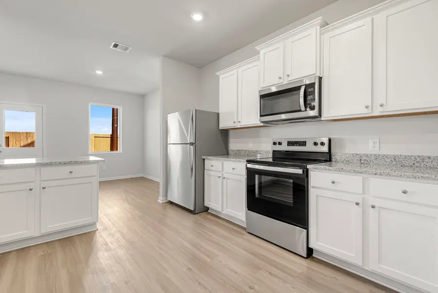 8212 Vanilla Orchid Drive, Houston, TX 77016 - Image #3