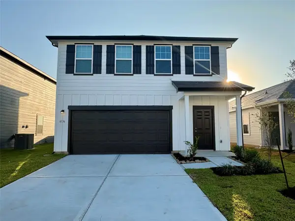 6136 Emperor Pines Trail, Porter, TX 77365