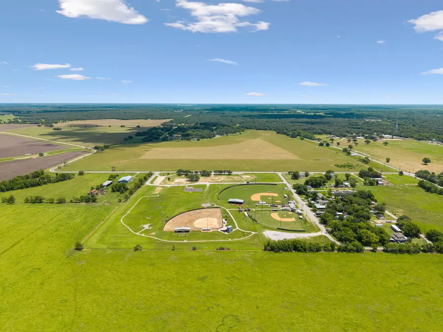 2427 County Road 126, Van Vleck, TX 77482 - Image #2