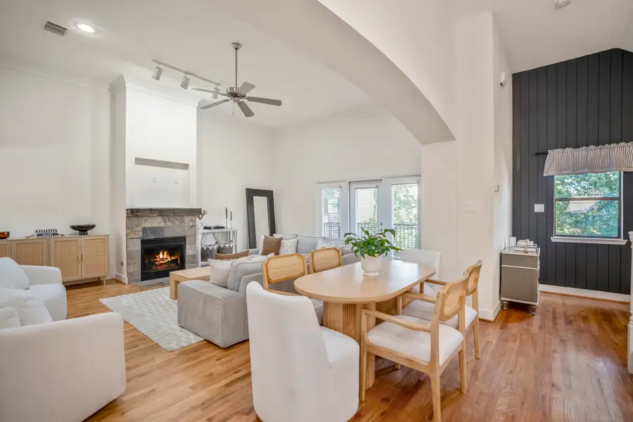 5841 Darling Street #C, Houston, TX 77007 - #2