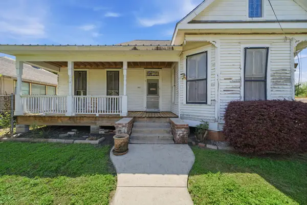 2023 Everett Street, Houston, TX 77009