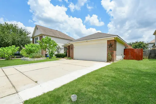 5818 Turmeric Drive, Baytown, TX 77521