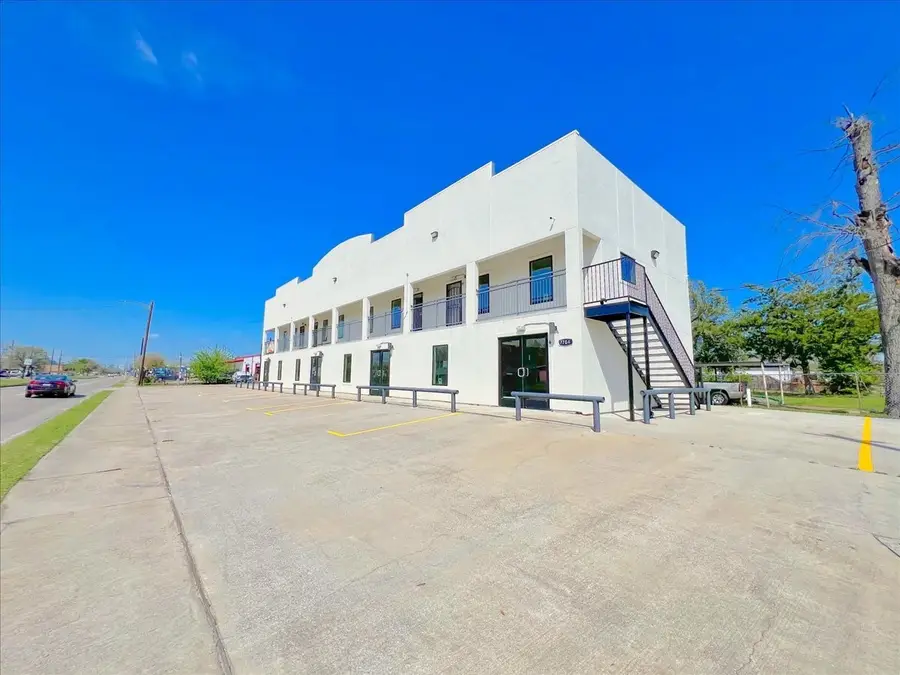 7704 Irvington Boulevard, Houston, TX 77022 - #2