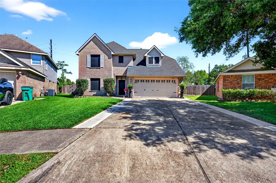 6046 Sandy Creek Drive, Baytown, TX 77523 - #2