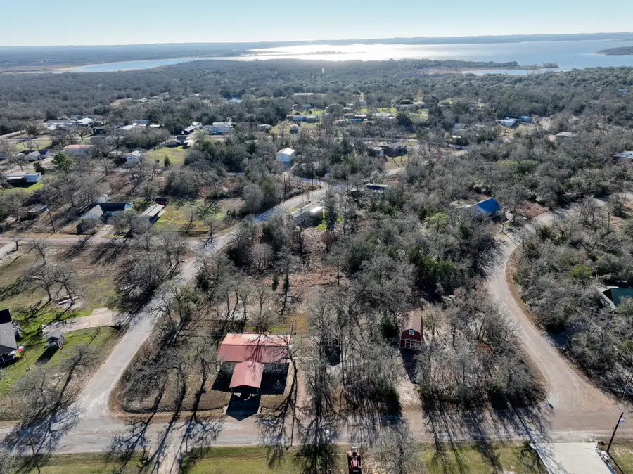 100 Choctaw Crest, Somerville, TX 77879 - Image #2