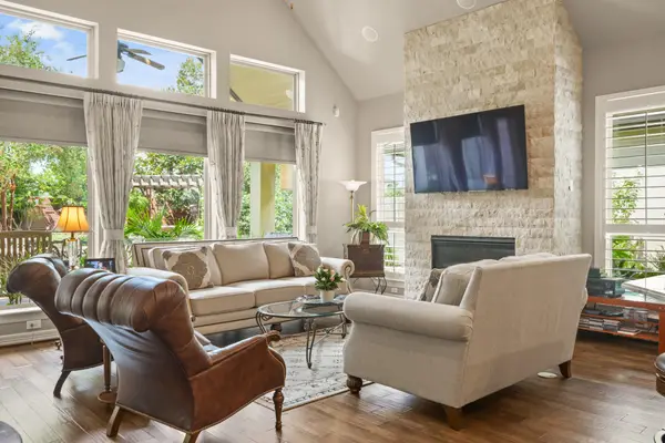 4815 Fairford Drive, Sugar Land, TX 77479